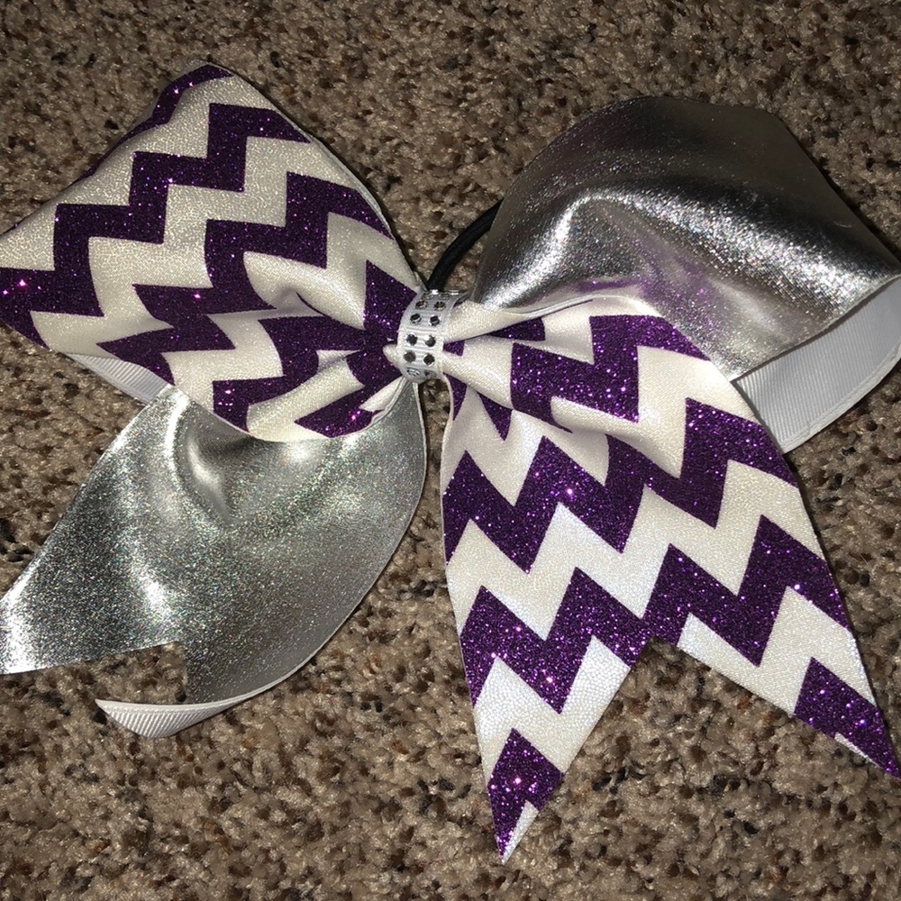 Cheer Bow